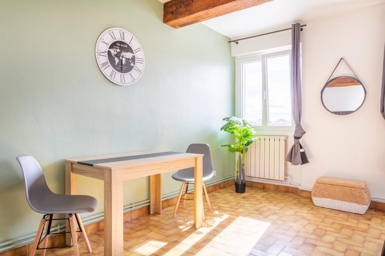 Hostel Ambassade Bretonne Vieux-Port Marsylia Zewnętrze zdjęcie